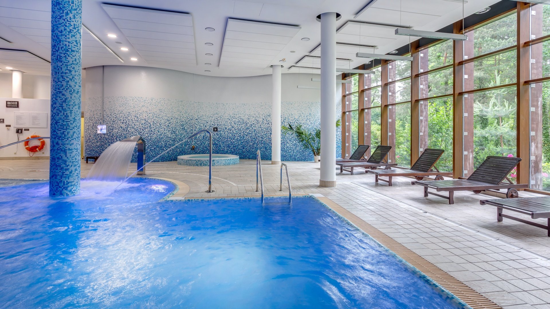 Holiday Inn Resort Warszawa-Józefów basen