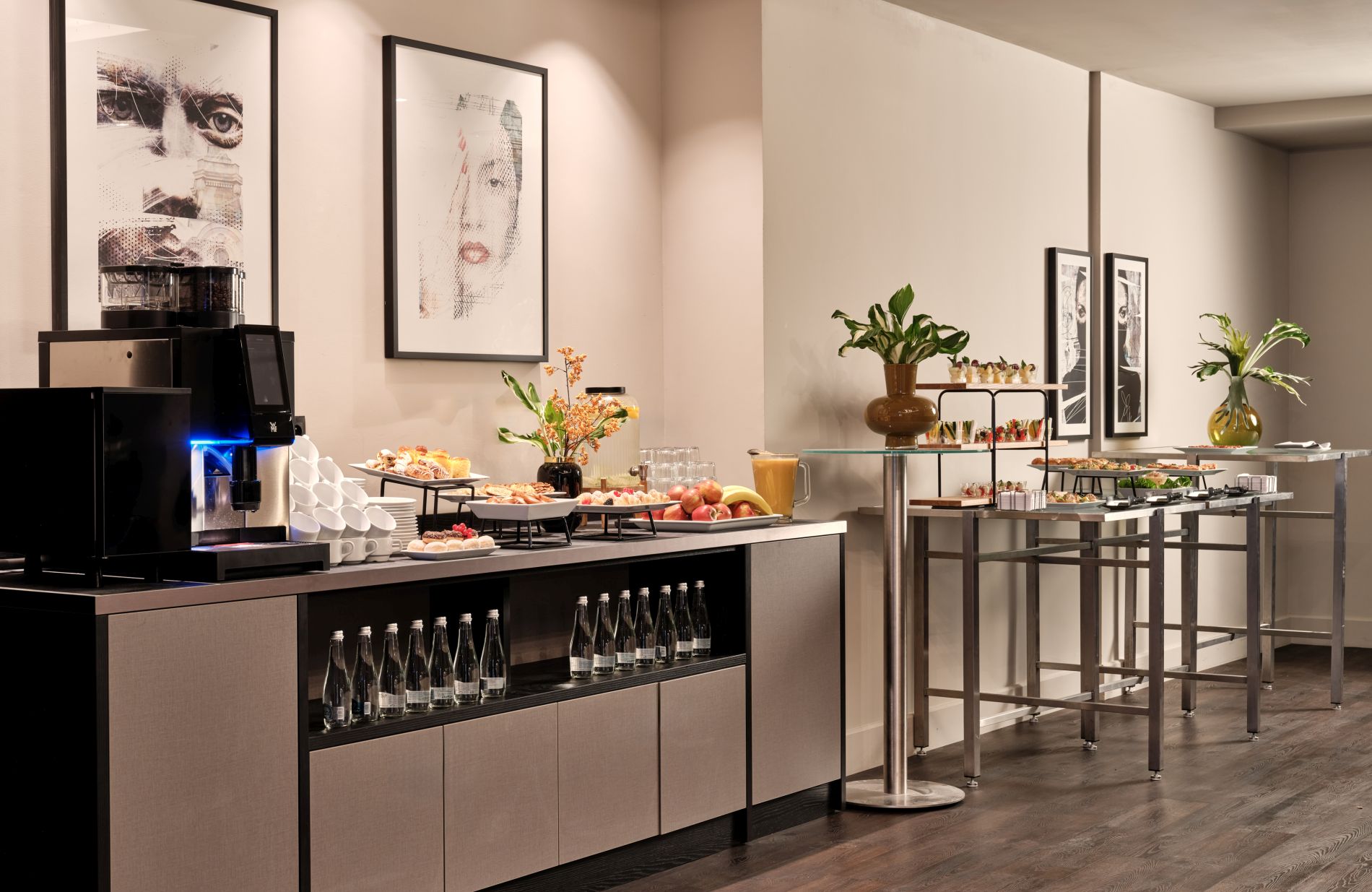 Leonardo Royal Hotel Warszawa foyer