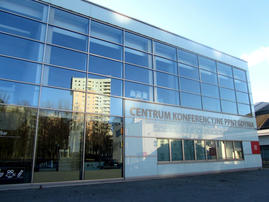 Budynek centrum konferencyjnego w Pomorskim Parku Naukowo-Technologicznym Gdynia