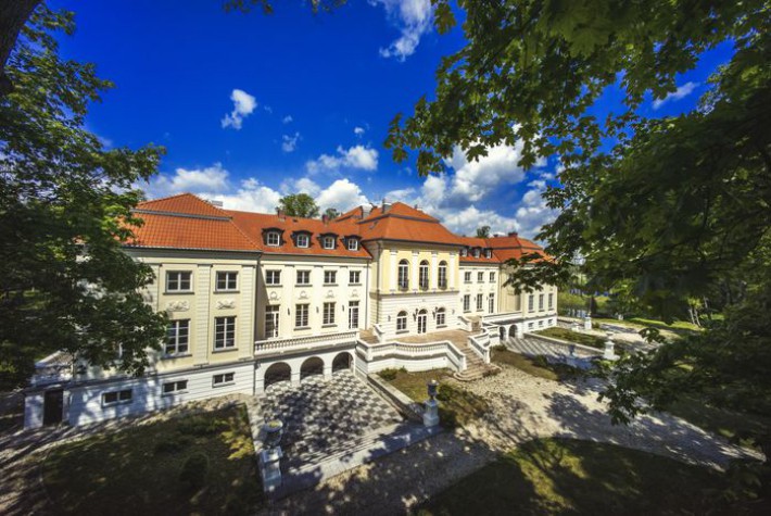 Pałac Alexandrinum Krubki-Górki mazowsze nowe lusksusowe hotele na konferencje