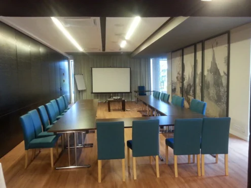 Sala Meeting Room