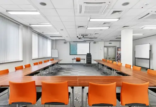 Sala Narad im. Stefana Drzewickiego w Centrum Konferencyjnym LSSE w Legnicy