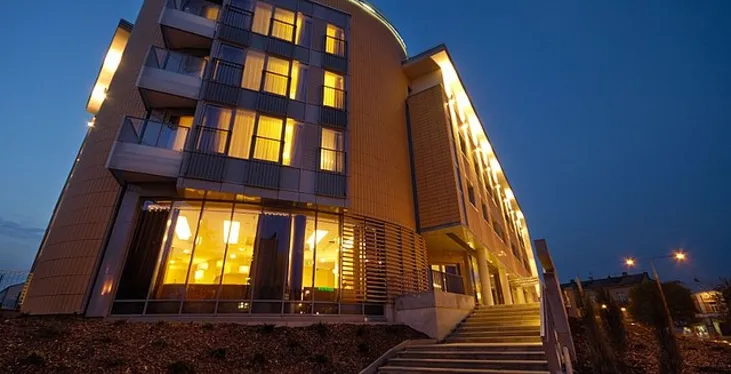 Qubus Hotel Kielce z nagrodą Expedia.com