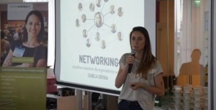 Jak przyciągnąć na event prawdziwe tłumy?