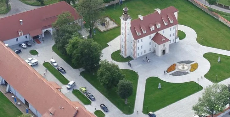 Pałac Łagów na Dolnym Śląsku zaprasza na trzygwiazdkowe konferencje