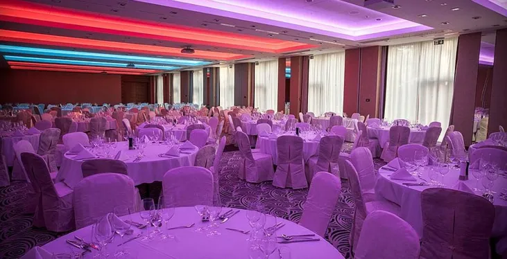 Pięciogwiazdkowe konferencje już od czerwca 2013 r.