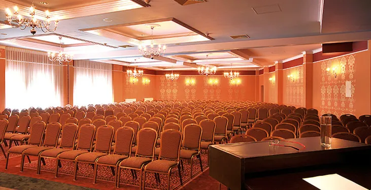 Rusza modernizacja czterogwiazdkowego hotelu na konferencje nad morzem