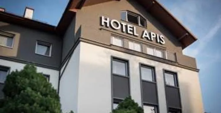 Czwarta gwiazdka dla hotelu konferencyjnego Apis w Krakowie