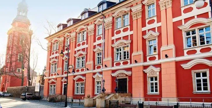 Nowy hotel konferencyjny wkrótce w Jeleniej Górze