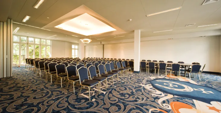 Zaprasza na e-konferencje