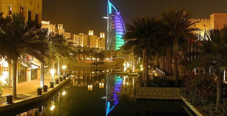 Ritz Carlton najwyższym hotelem świata