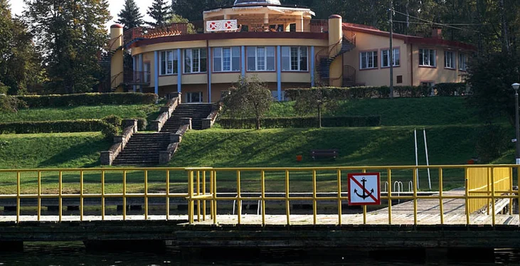 Mazurski ośrodek zyska nowoczesny sprzęt multimedialny na szkolenia i konferencje