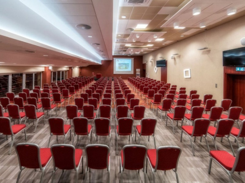 Nowe sale konferencyjne i przestrzeń eventowa w sercu Beskidu Śląskiego