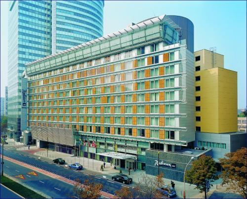 Grupa Hotelowa Rezidor obchodzi swoje 50. urodziny