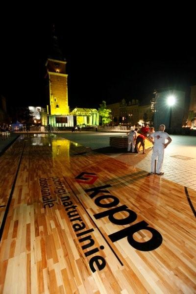 Eventy bez ograniczeń na przenośnej podłodze