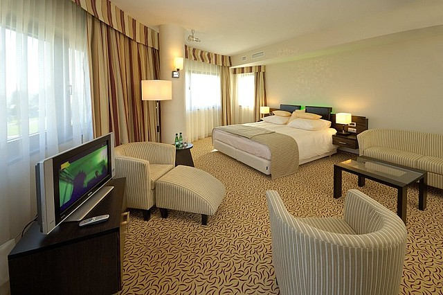 Qubus Hotel Kraków w plebiscycie Top Hotel 2010