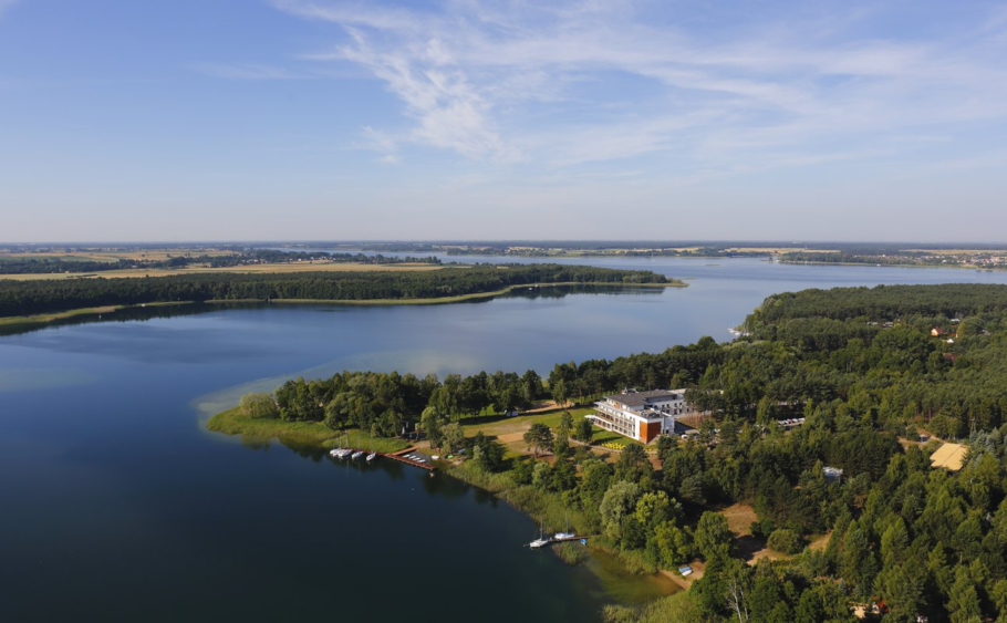 Hotel Moran: Nowoczesne sale konferencyjne nad najczystszym jeziorem w Polsce
