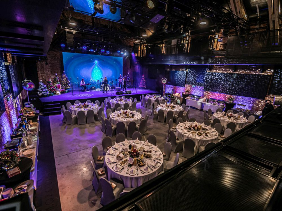 Biznes, sztuka i historia. Scena Monopolis z elastyczną przestrzenią na eventy