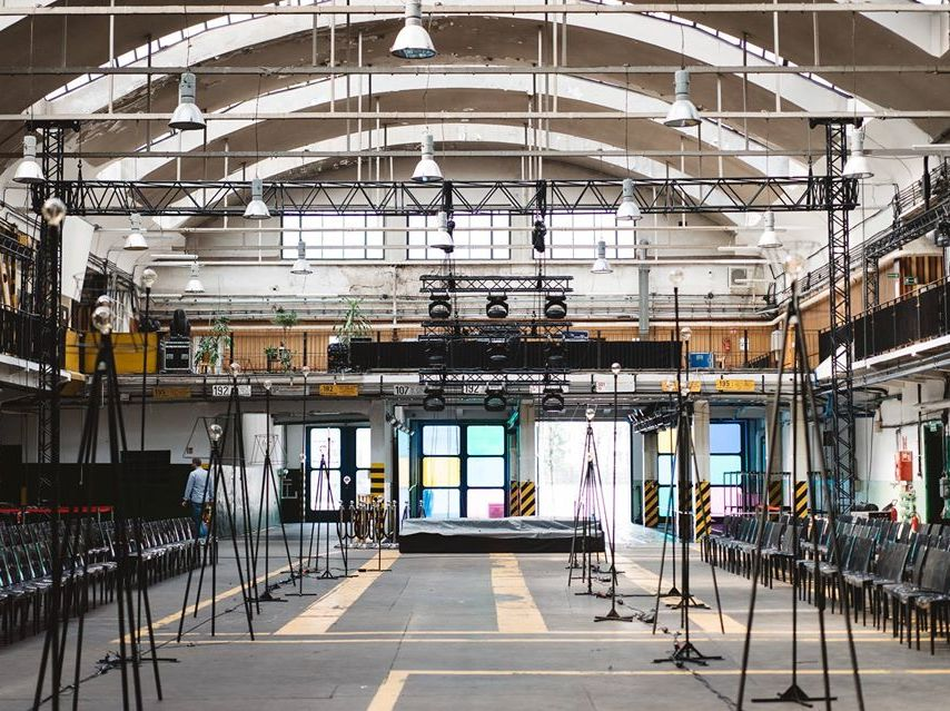 Obiekty na konferencje i eventy w industrialnym stylu – Warszawa