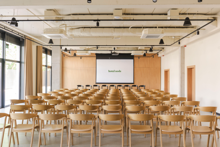 Planujesz konferencję pod Poznaniem? Zobacz nowy Hotel node w Swarzędzu
