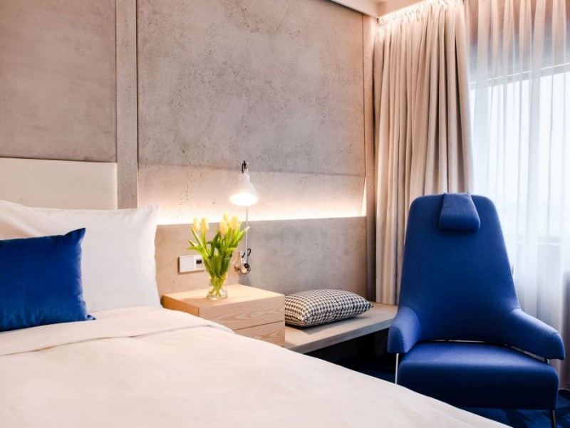 Pięciogwiazdkowy Renaissance już otwarty. Zobacz pokoje i sale konferencyjne!