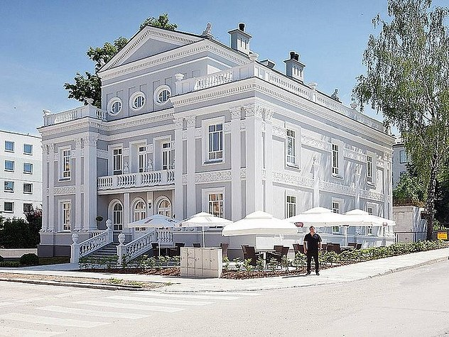 Czwarta gwiazdka dla eleganckiej Willi Hueta na eventy w Kielcach