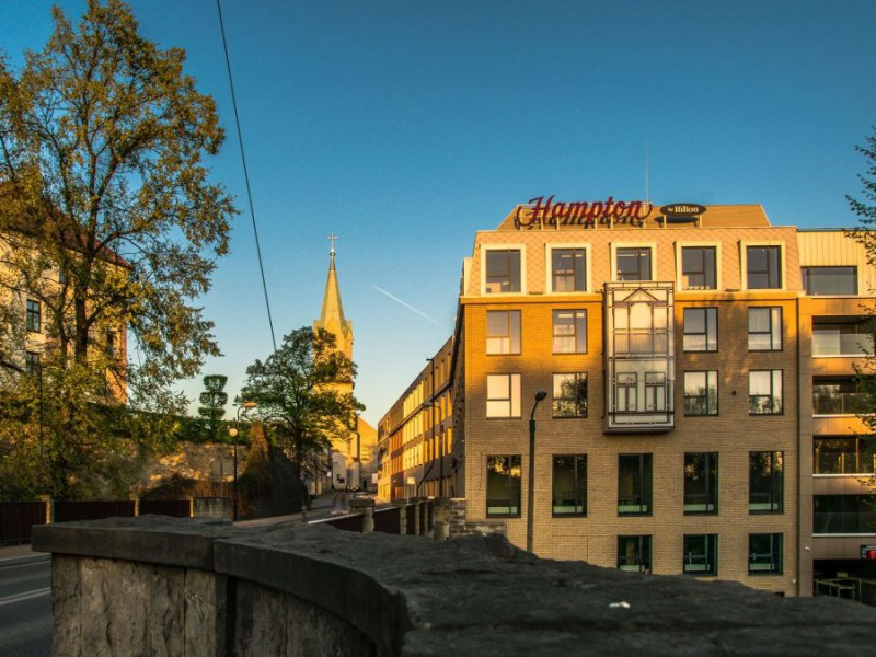 Nowy Hilton w Oświęcimiu przyjął pierwszych gości