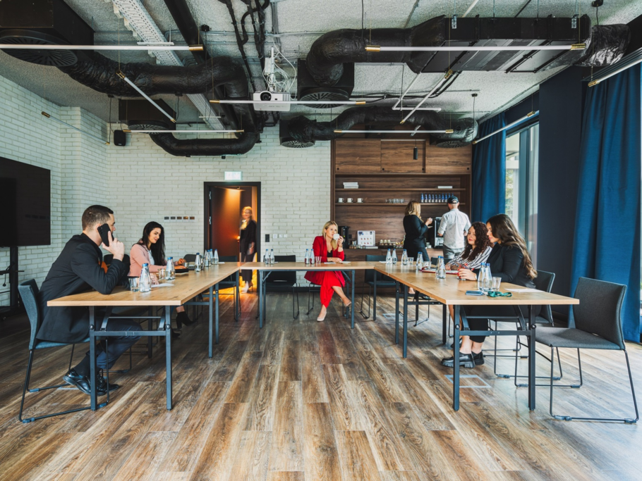 Royal Tulip Warsaw Apartments – kreatywne podejście do konferencji