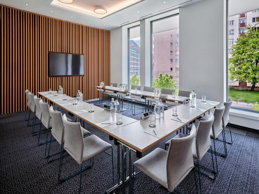 Holiday Inn Warsaw City Centre z większym zapleczem konferencyjnym i nowymi udogodnieniami dla gości