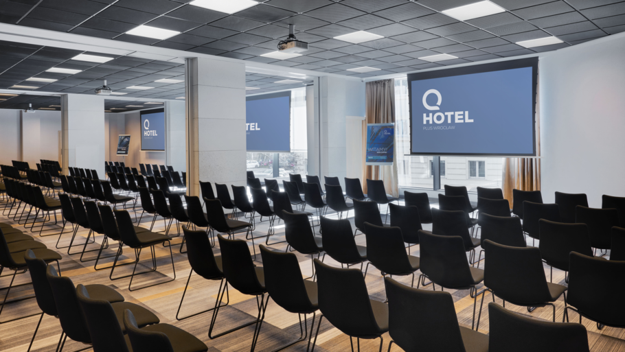 Q Hotel Plus Wrocław po modernizacji - zaglądamy do odnowionego centrum konferencyjnego i pokoi