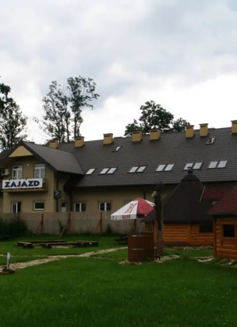 Obiekty konferencyjne w Fałkowie: Odkryj potencjał spotkań w sercu natury