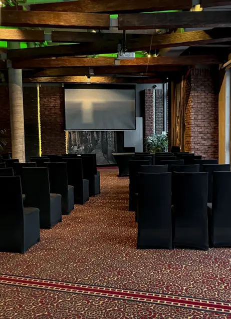 Dlaczego warto porównywać oferty na konferencje.pl