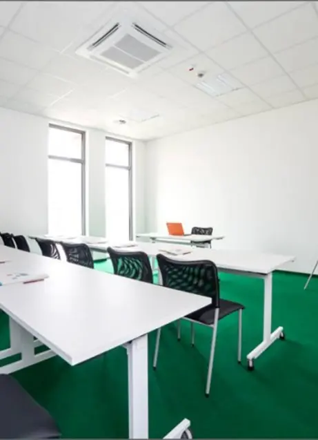 Znajdź idealne miejsce na konferencję w Zakrzewie!