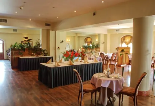 Restauracja w Chacie Karczowiska