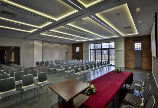 Pałac Mierzęcin Wellness & Wine Resort