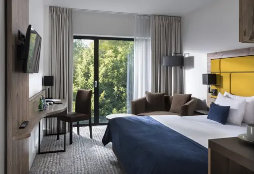 POKÓJ KOMFORT Z WIDOKIEM NA PARK