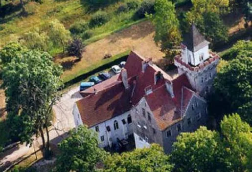 Zamek w Nowęcinie - OBIEKT ZAMKNIĘTY