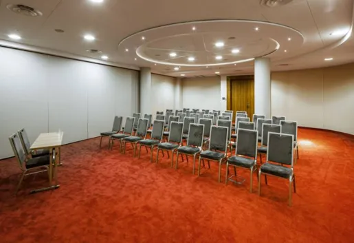 Hotel Narvil Sala Bug