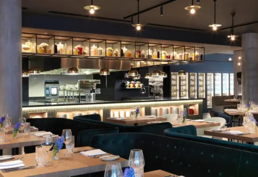 Restauracja w hotelu Renaissance by Marriott