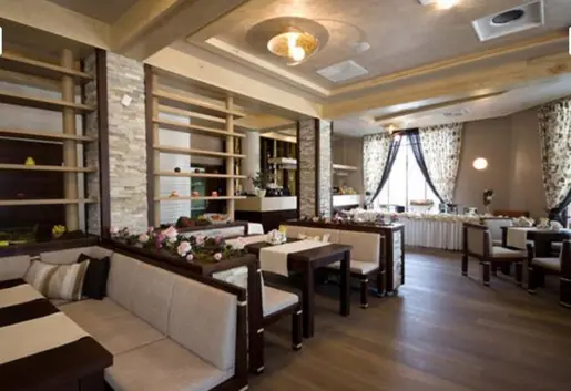 RESTAURACJA SŁONECZNA