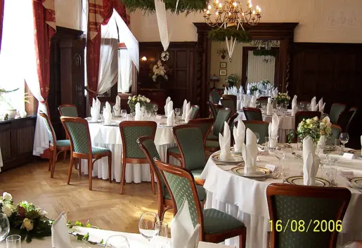 Restauracja w Pałacu Szczepowice