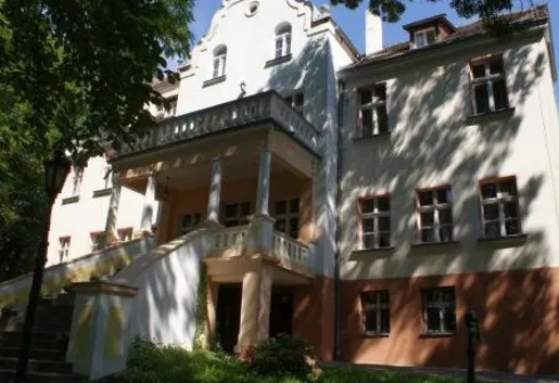 Pałac Witosław Ośrodek Apifitoterapii - OBIEKT ZAMKNIĘTY