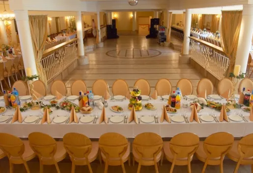 Sala konferencyjno – bankietowa Amore