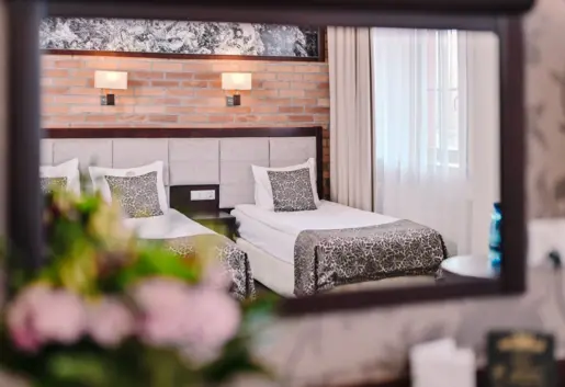 Pokój czteroosobowy****Hotel Rycerski