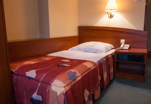 Pokój jednoosobowy economy***