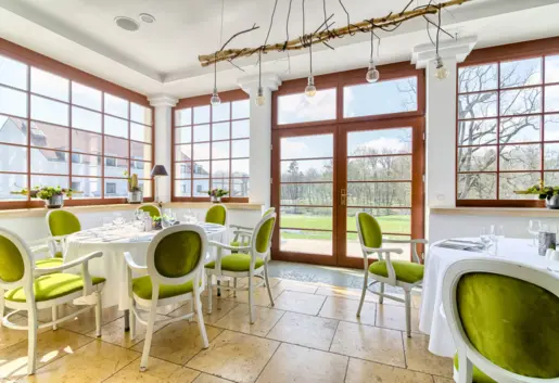 RESTAURACJA HANZA PAŁAC