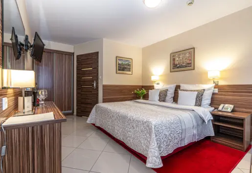 Hotel-Soray-Pokój-2-osobowy-z-łóżkiem-małżeńskim