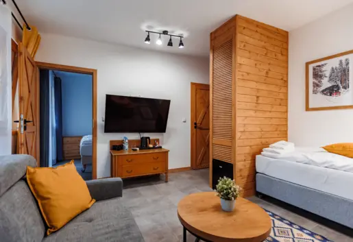 Studio 5 os. DELUXE SUPERIOR