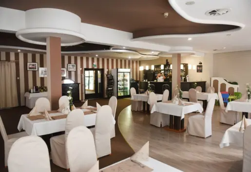 Hotel Ossowski Kobylnica restauracja
