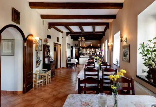 Restauracja Pod Wietrzną Górą